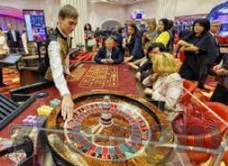 699开元棋牌抢庄牛牛-699开盘，棋牌游戏中的抢庄牛牛
